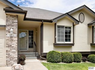 15120 Bedford Ave, Omaha, NE 68116