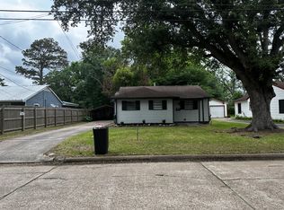 1213 Montrose St, Port Neches, TX 77651