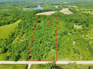 8833 S Rushton Rd, South Lyon, MI 48178