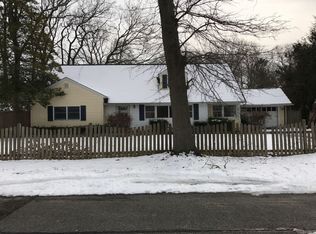 12 Warren Ct, Northport, NY 11768