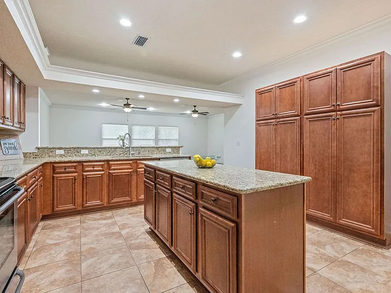 2159 Bayshore Dr — Photo 14