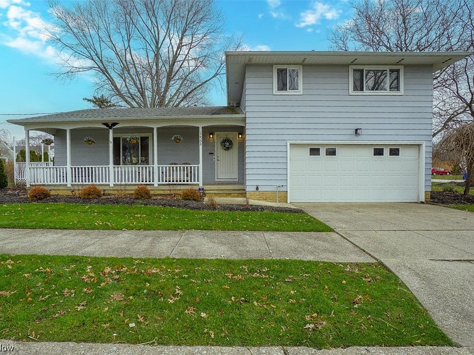 1st image of 22398 Spencer Ln