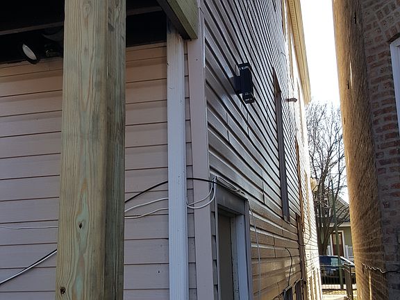 3rd image of 3334 W Pensacola Ave