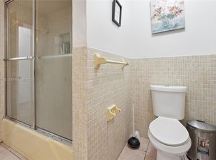 Hollywood Hills, Hollywood, FL 33021