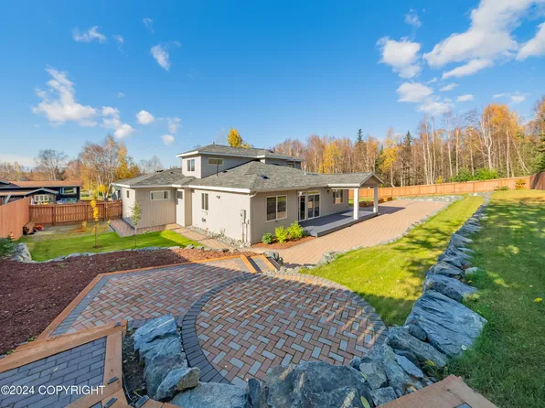 3201 Hiland Dr, Anchorage, AK 99504