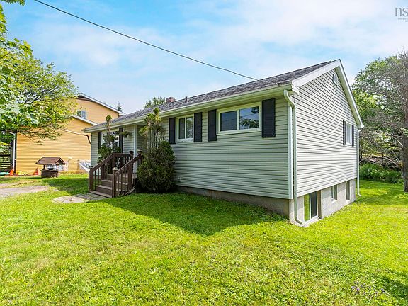 2nd image of 712 Old Sambro Rd