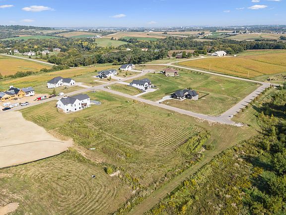 4th image of 20&21 Oakland Ridge Ests