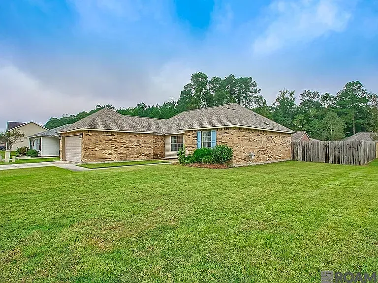 12943 Hazlewood Dr — Photo 2