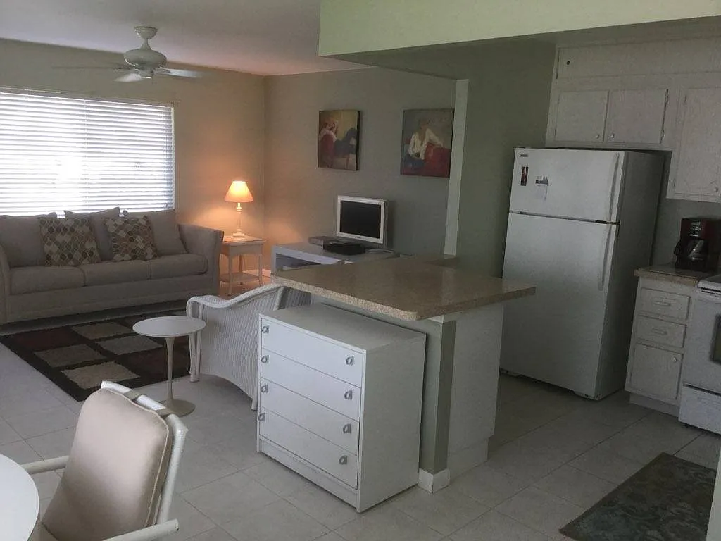1 bed, 1.5 bath, 800 sqft, $1,450 — Photo 3