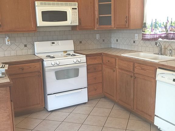 4th image of 251 W Palfrey Dr