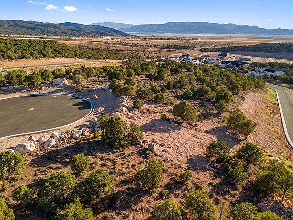 3rd image of W Estate Dr #17