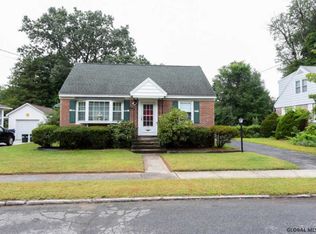 17 Brent St, Albany, NY 12205