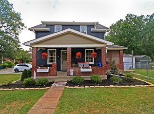 801 Chestnut St, Youngwood, PA 15697