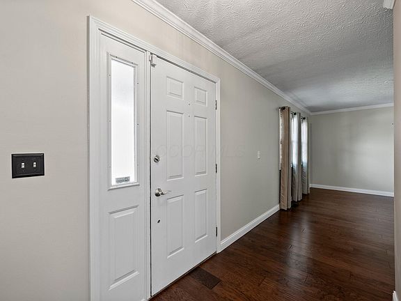 3rd image of 4119 Basswood Ave