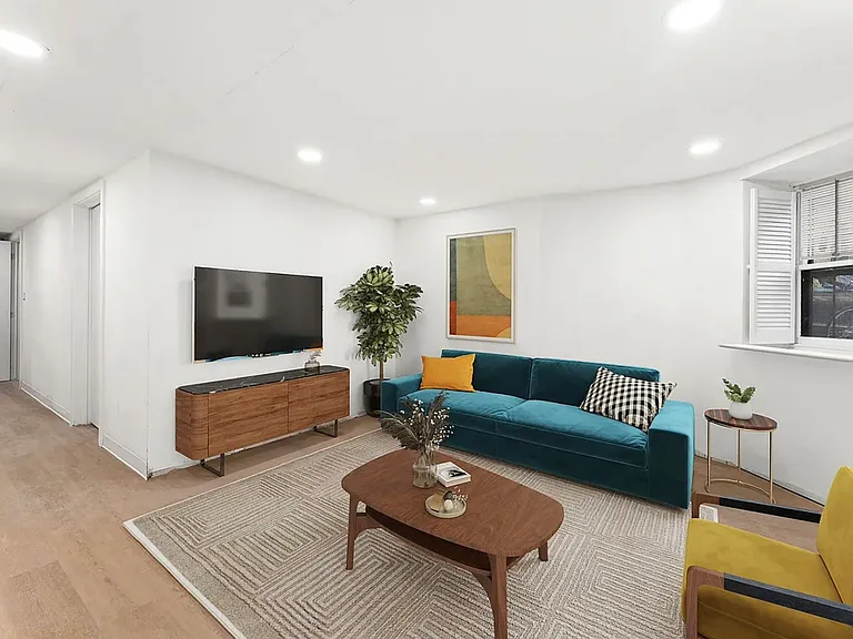 161 Prospect Park W #1L — Photo 9