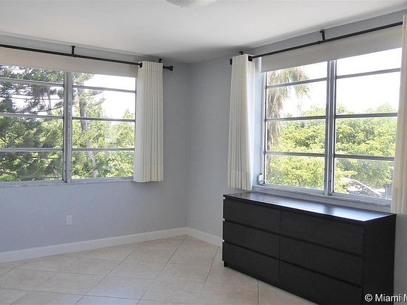 2nd image of 631 Jefferson Ave APT 401