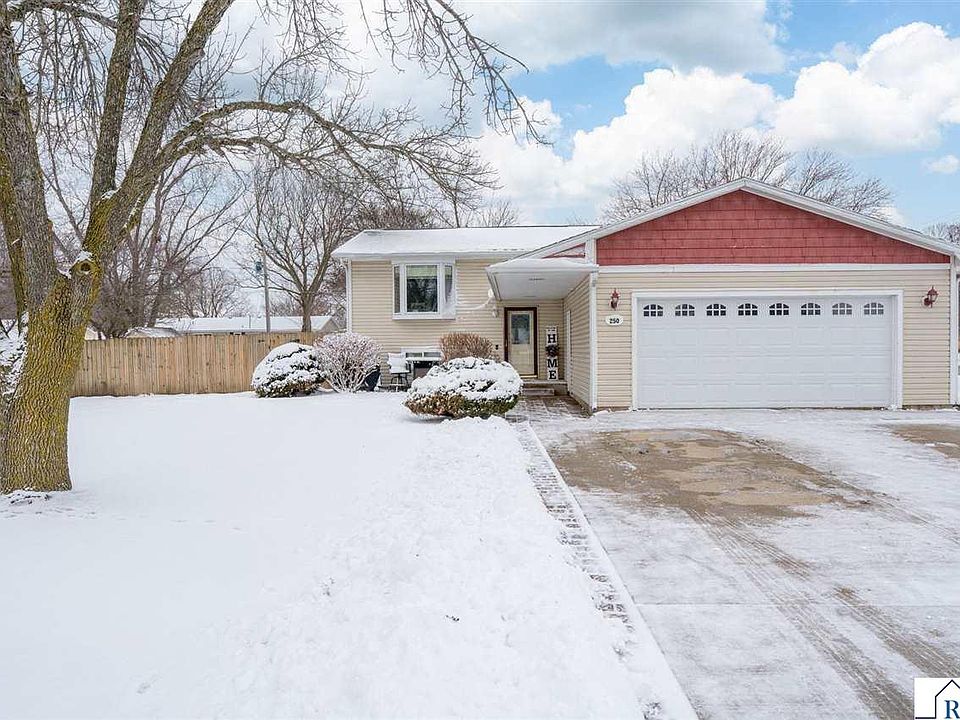 1st image of 250 Cliff Dr