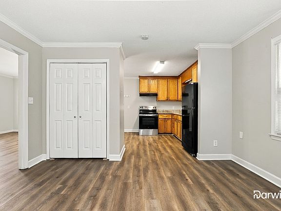 5th image of 1416 Waterloo Dr