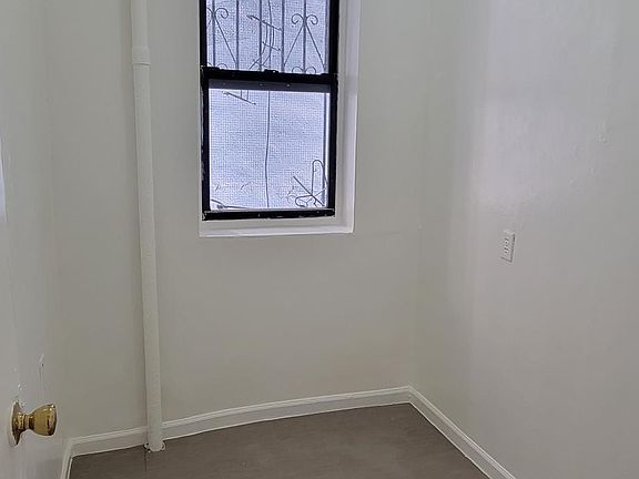 3rd image of 610 Union Ave #1