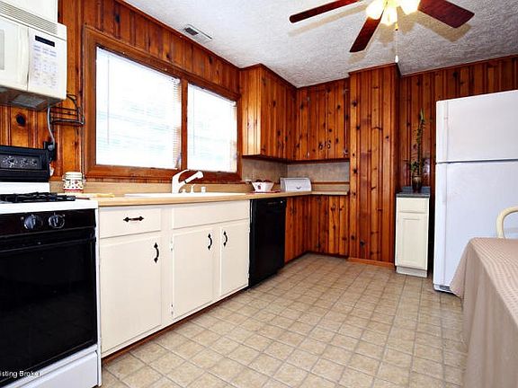 5th image of 8630 Main St