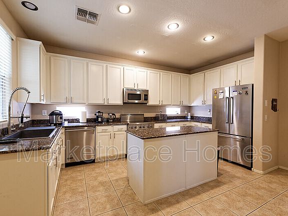 5th image of 4350 E Carla Vista Dr