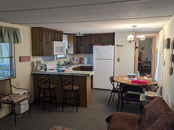 5th image of 275 Kingfisher Dr
