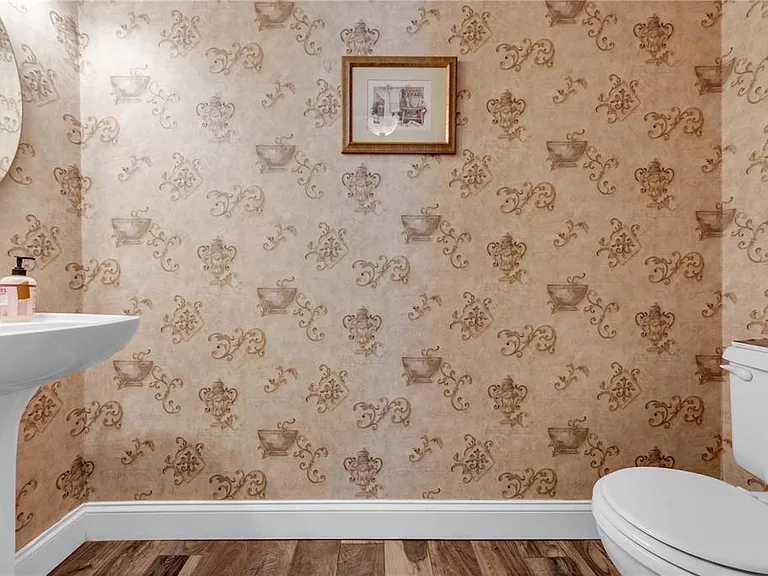 13115 Royal George Ave — Photo 48