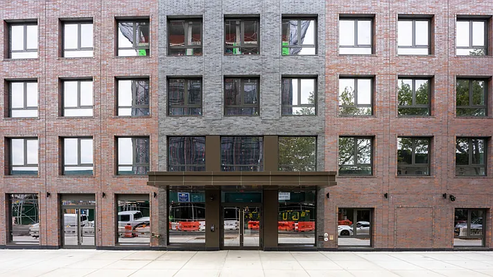 Rented by Nooklyn NYC LLC | media 39