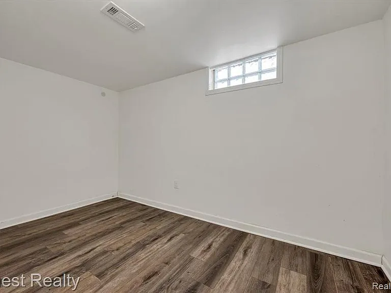 3846 Prairie Ave — Photo 19