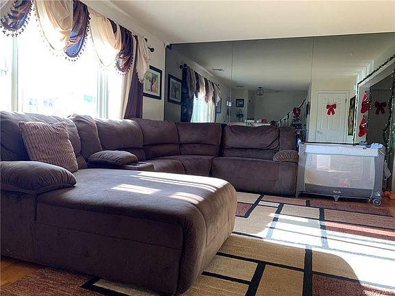5th image of 47 Zugibe Ct
