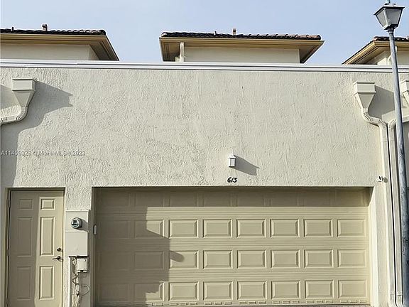 2nd image of 613 NW 24th Ave