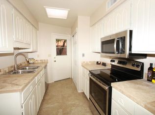 9111 N Oracle Rd, Oro Valley, AZ 85704