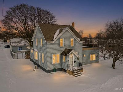 324 Michigan Ave, Gladstone, MI, 49837