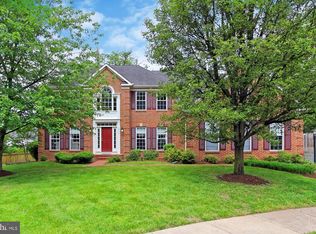 3815 Nalls Rd, Alexandria, VA 22309