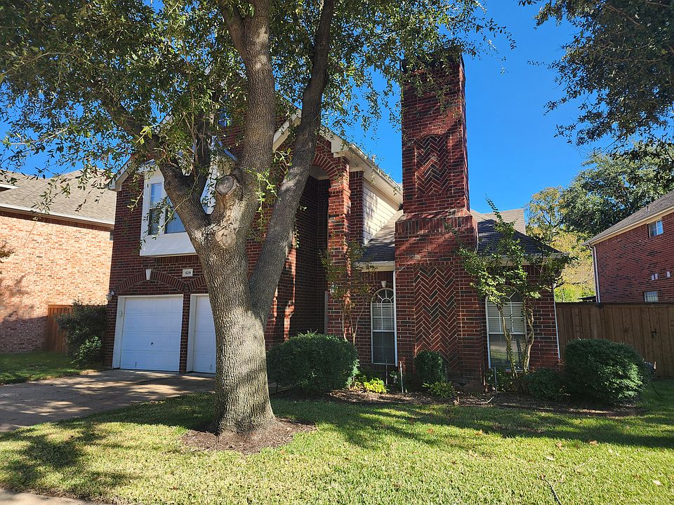 1st image of 929 Parker Dr