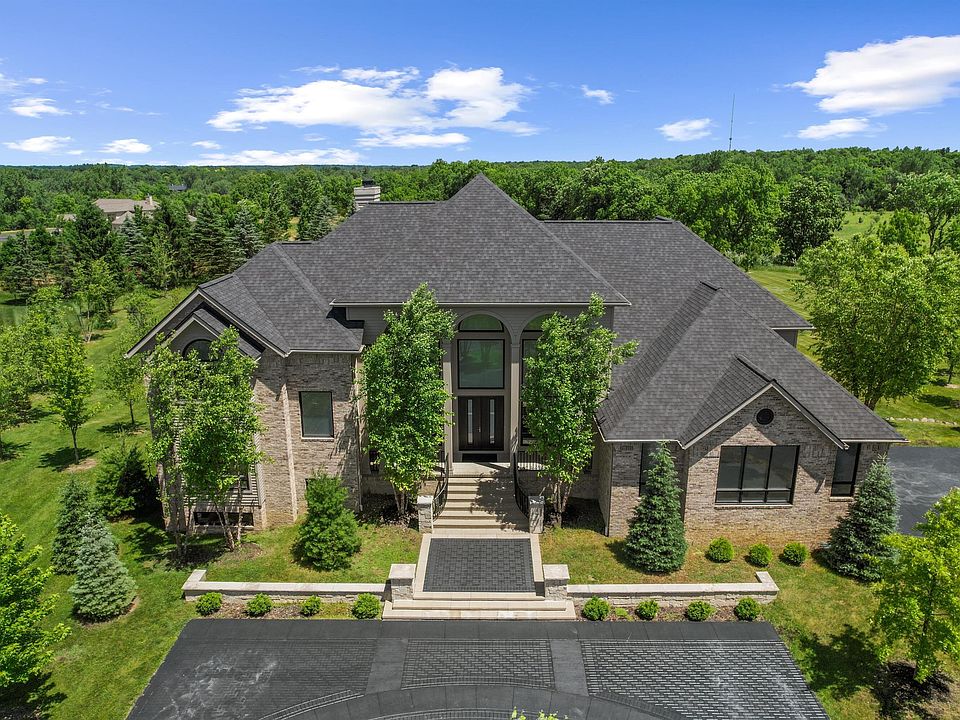 1st image of 5636 Meadow Ln
