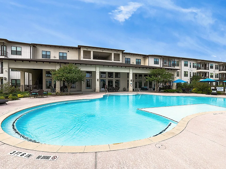 Ivy Point Klein - 55+ Active Adult Apartment Homes