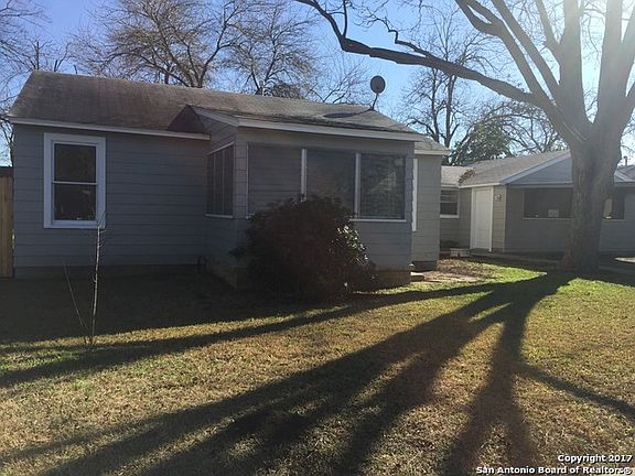 2nd image of 208 E Lindbergh Blvd
