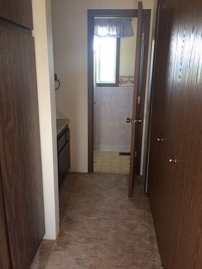 5th image of 807 Mason Ln