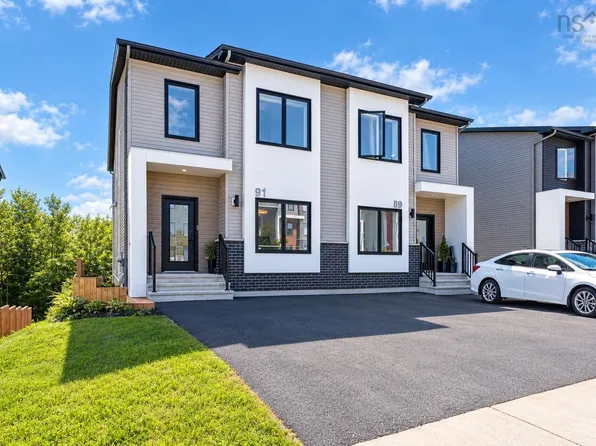 91 Honeygold Dr, Halifax, NS B3R 0G3