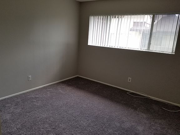 3rd image of 1173 W Calle De Las Estrellas APT 1