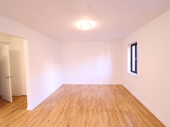 2nd image of 15048 75th Ave #2C