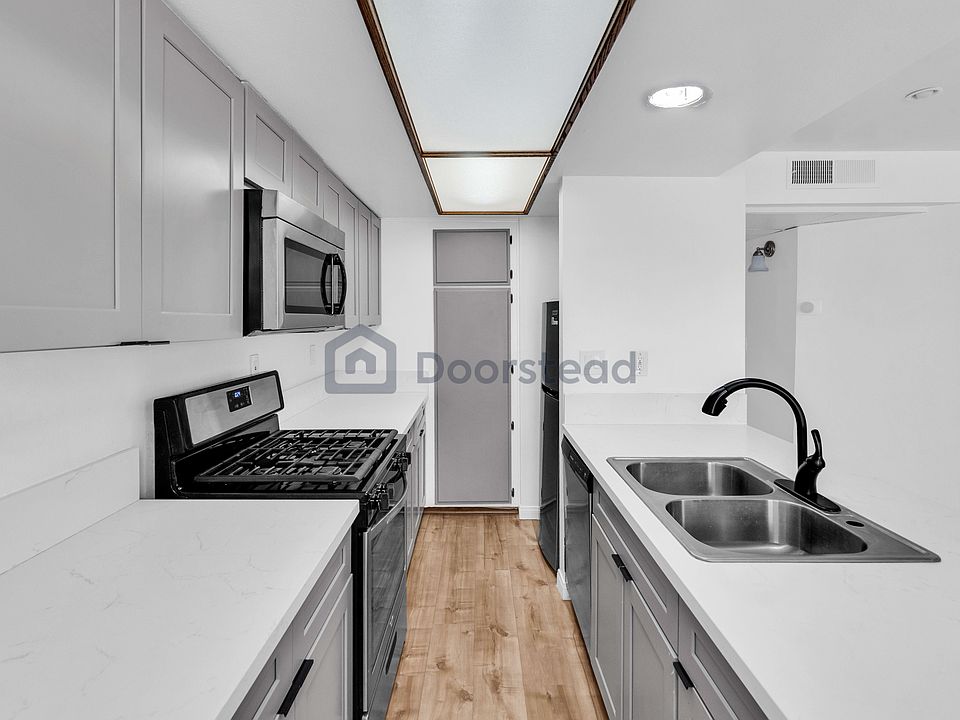 1st image of 15946 Vanowen St Unit 103