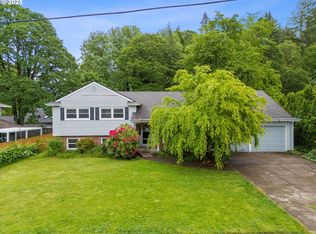 1195 Hallinan St, Lake Oswego, OR 97034