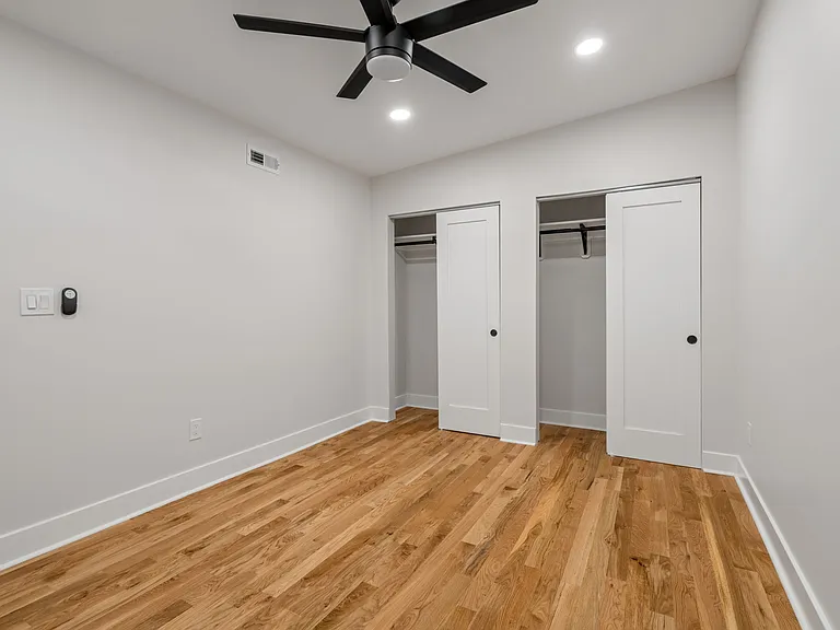 1629 E Eyre St — Photo 15
