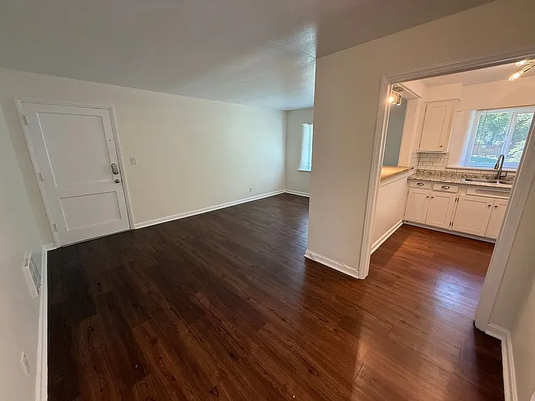 801 South Adams Street — Photo 8