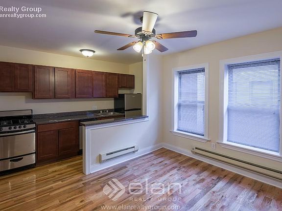 2nd image of 821 W Cornelia Ave #A 112