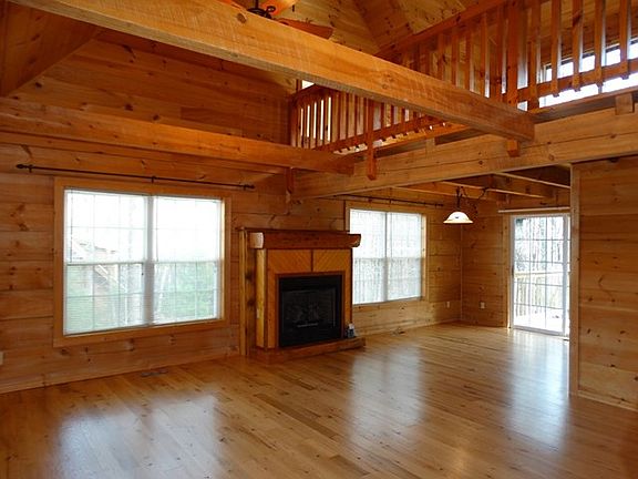 3rd image of 54 Cabin Village Ln