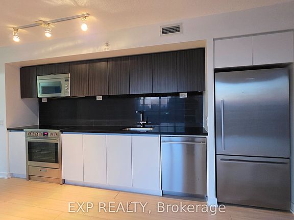 2nd image of 85 Queens Wharf Rd #2206