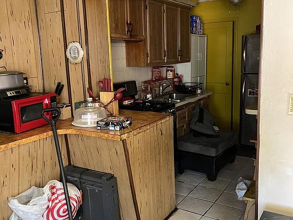 3rd image of 3417 24th St SE